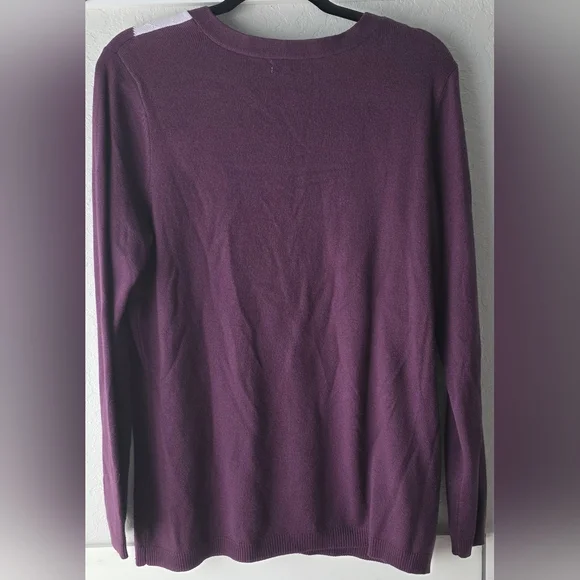 New York & Company Women's Argyle V-Neck Purple Sweater Size XL - Picture 3 of 5